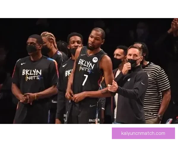 杜兰特谈进攻理念希望梳理节奏带动队友发挥整体实力 杜兰特谈进攻理念希望梳理节奏带动队友发挥整体实力