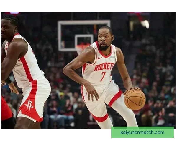 杜兰特谈破防秘诀：底线与三分跑位创造空间显威力